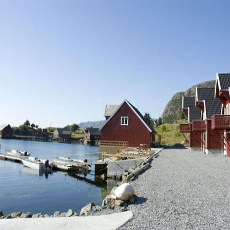 Bakkevik Brygge Apartment Kalvåg Екстериор снимка
